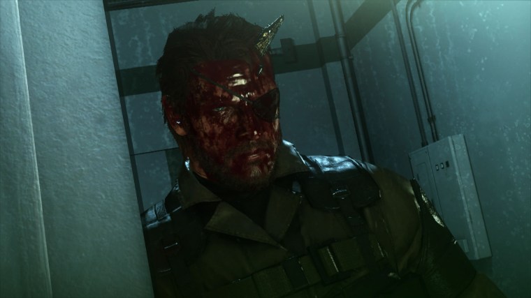 Metal-Gear-Solid-V-The-Phantom-Pain-E3-2015-Screen-Big-Boss-Mirror.jpg